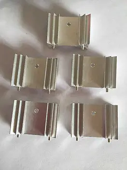 5 алуминиеви радиатори 25x34x12 мм за интегралните схеми на захранване TO220