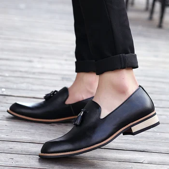 Тенденциите на мъжката мода Висококачествени кожени обувки, Мъжки Бизнес срещи Официалната обувки за партита Маратонки за разходки и Ежедневни обувки за пътуване до работа
